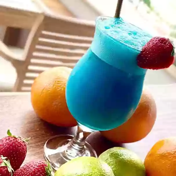 Cocktails - Rooftop - Restaurant Saintes-Maries-de-la-Mer - Manger aux saintes maries de la mer